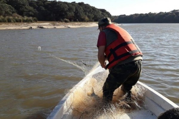 En operativos del Río Aguapey, se decomisaron trasmallos