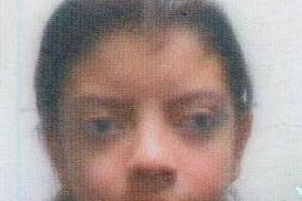 Buscan a una adolescente de 13 años que se ausentó de su casa