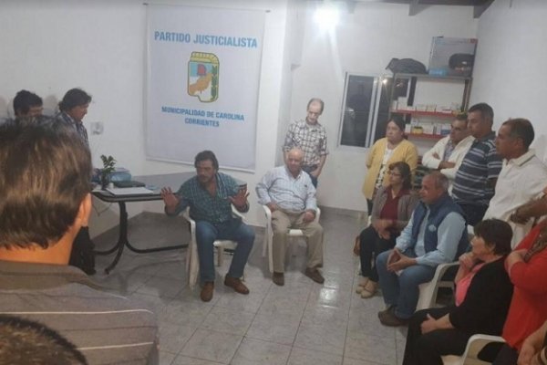 Daniel Caran encabezó un amplio encuentro en la sede del PJ en Carolina