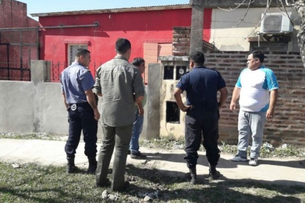 Joven manipulaba un tablero de electricidad y terminó quemado