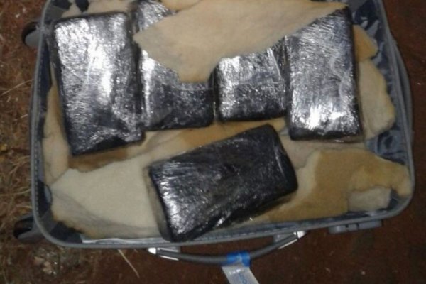 Ituzaingó: Prefectura incautó 41 kilos de droga en valijas