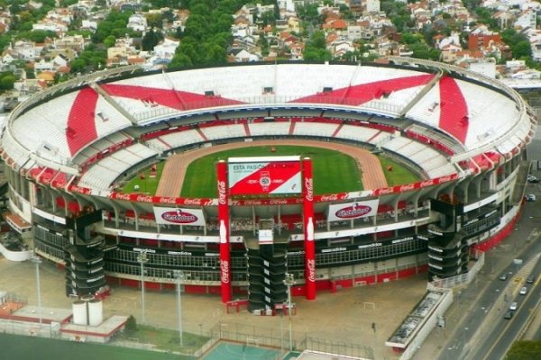 Evacuaron el Monumental por amenaza de bomba