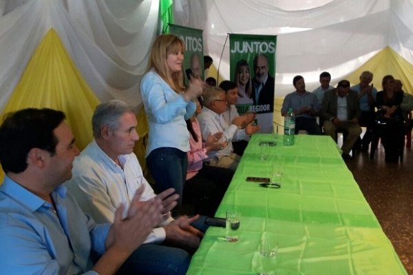 ECO-Cambiamos se adjudica la victoria tras el cierre de los comicios