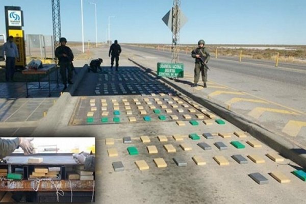 Gendarmería secuestró más de 200 kilos de cocaína