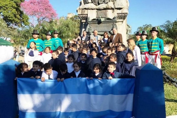 La Cámara de Diputados homenajeó al Gral San Martín  junto a Jardineritos de Corrientes