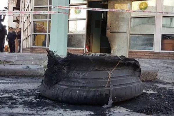 Encapuchados atacaron un edificio de Gendarmería en Córdoba