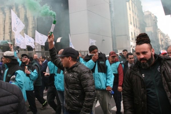 CGT convocó a un Confedral el 25 de septiembre para lanzar un plan de lucha.