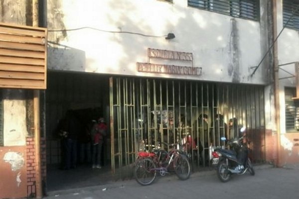 Corrientes: Suteco repudió el mal estado de las escuelas