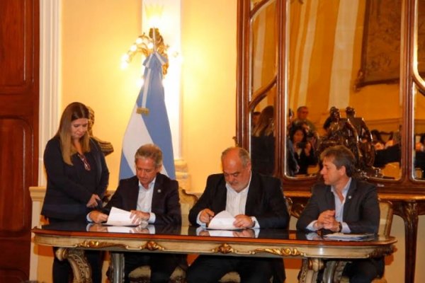 Colombi firmó un convenio de cooperación para Modernización del Estado