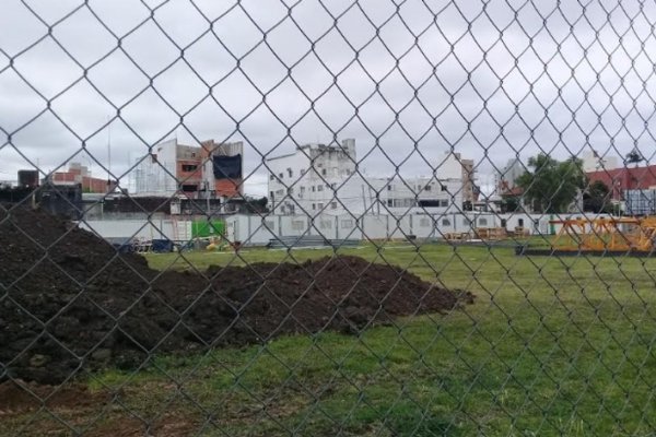 Amparo contra la construcción de edificio en espacio verde