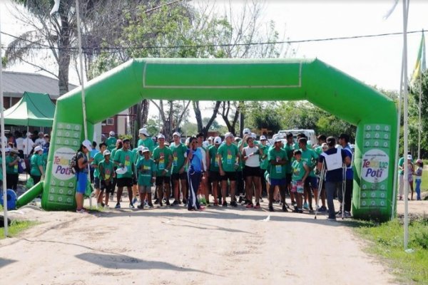 Cientos de vecinos se animaron a la maratón en el barrio Dr. Montaña