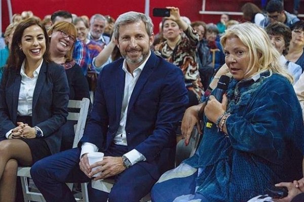 Carrió pidió la renuncia de una candidata a diputada de su propia lista