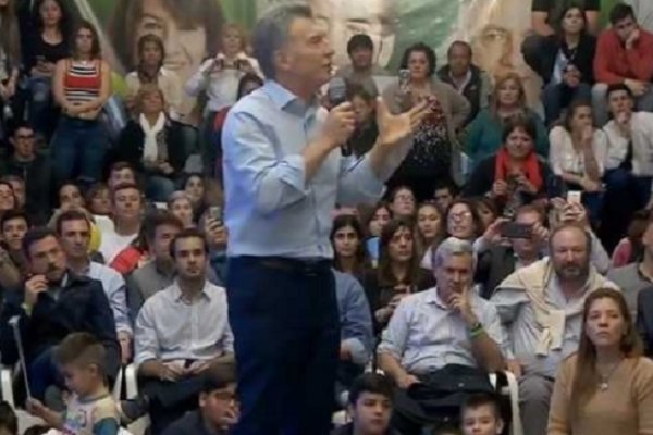 Agredieron a Mauricio Macri durante su visita a La Pampa