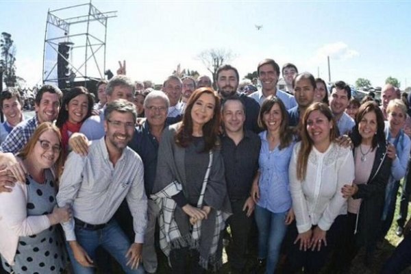 Cristina: Macri dijo en campaña que lo más fácil iba a ser bajar la inflación