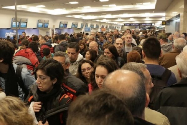 Fracasó la reunión con los gremios aeronáuticos