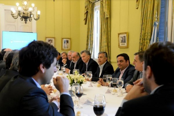 Colombi participó en una reunión en la que Macri anticipó que presentará un plan de reformas