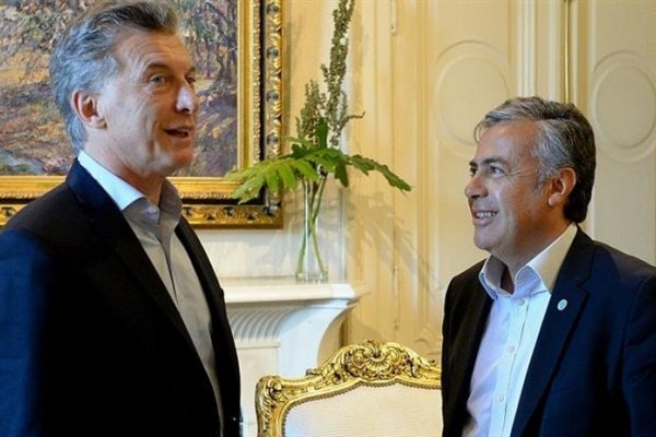 Marcha atrás del Gobierno: Vino y champagne no tendrán impuestos