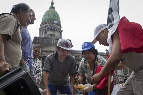 Movimientos sociales reclaman un bono de fin de año para jubilados