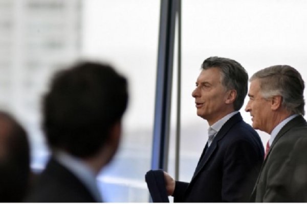 Macri ya decidió remover a toda la cúpula de las Fuerzas Armadas