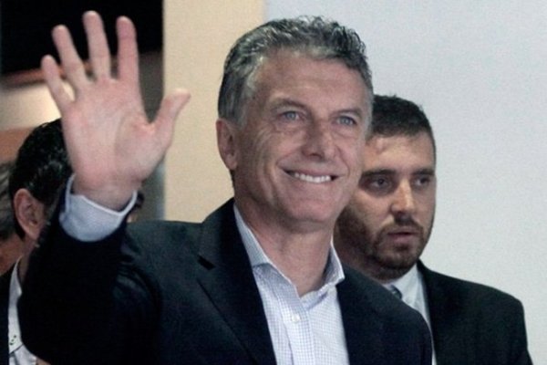 Corrientes: El presidente Macri visitó las instalaciones de la histórica Escuela Regional