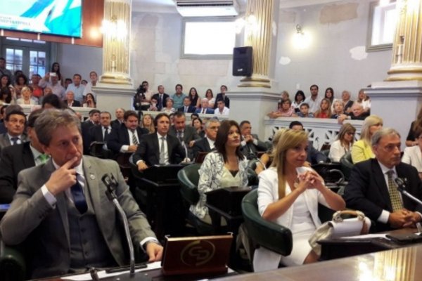 Juraron los diputados electos de Corrientes: Ratificaron a Pedro Cassani como Presidente