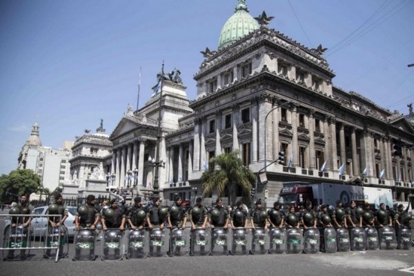 Entró en vigencia la convocatoria a sesiones extraordinarias del Congreso