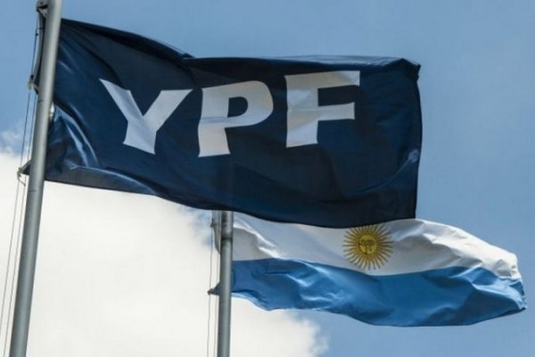 El Gobierno privatizó parcialmente YPF y se la entrega a una multinacional