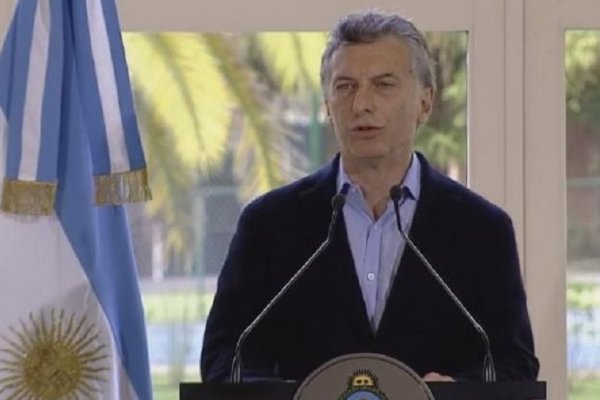 Denunciaron a Macri por la destrucción de la base militar de El Palomar