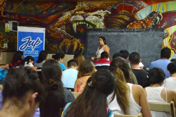 Clases de apoyo gratuitas para ingresantes de Derecho