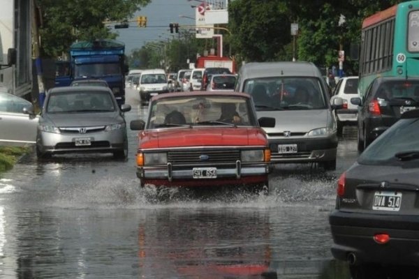 Temporal provocó inundaciones y dos muertes en La Plata