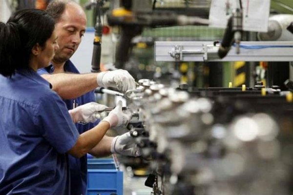 La producción de la industria pyme creció 4,8% en diciembre