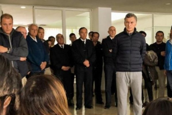 Macri recibirá a los familiares de los 44 tripulantes del ARA San Juan