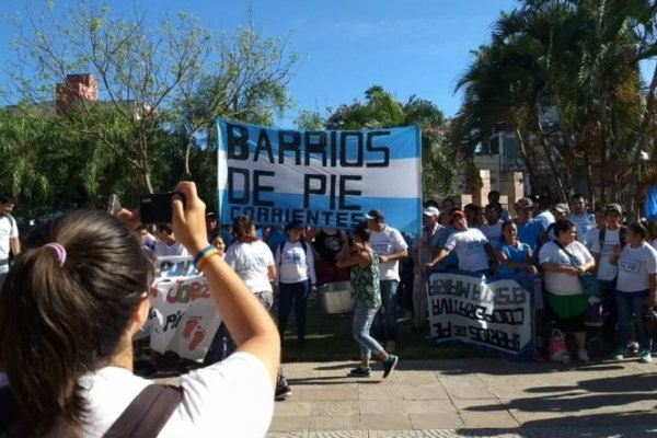 Organizaciones sociales marchan por la Emergencia Alimentaria