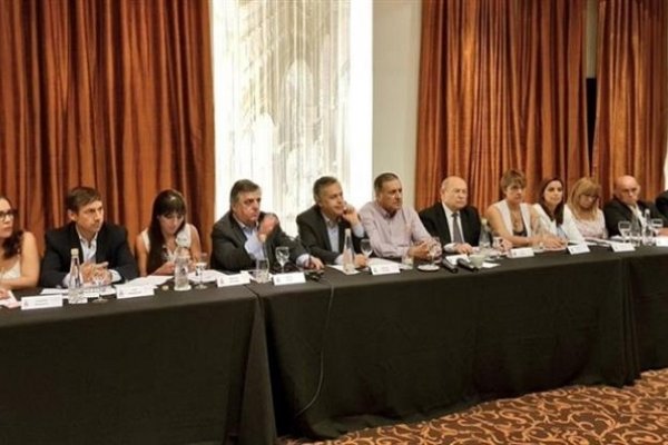 La UCR pidió más resultados al Gobierno y reiteró su pertenencia a Cambiemos