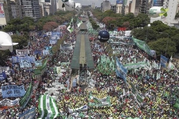 Moyano y aliados llamaron a la unidad para frenar al Gobierno en 2019