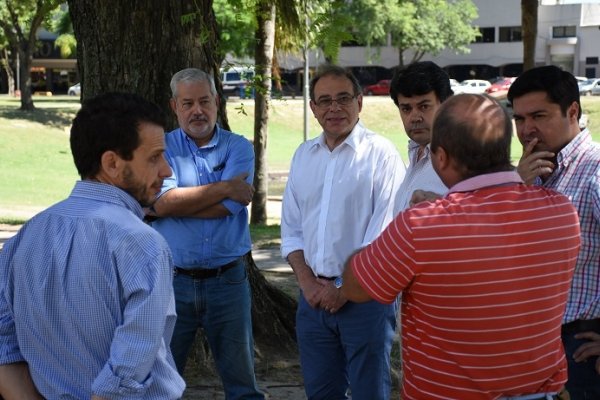 Tassano planificó junto a ministros provinciales obras en el marco del Plan Hídrico