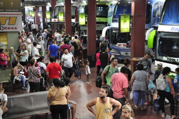 Último fin de semana de febrero con mucho movimiento en la terminal