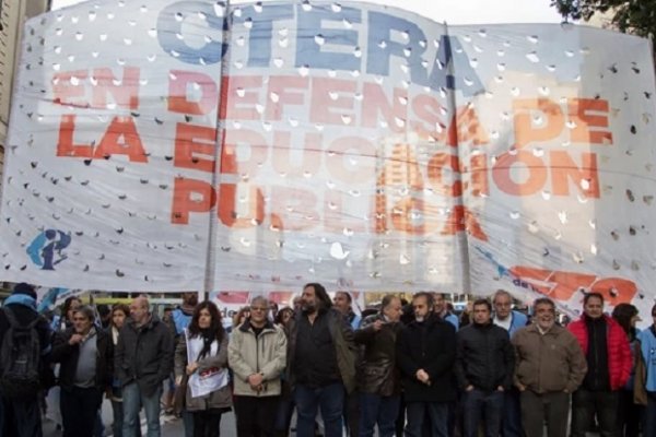 CTERA anunció un paro de 48 horas que afectará el inicio de clases en todo el país