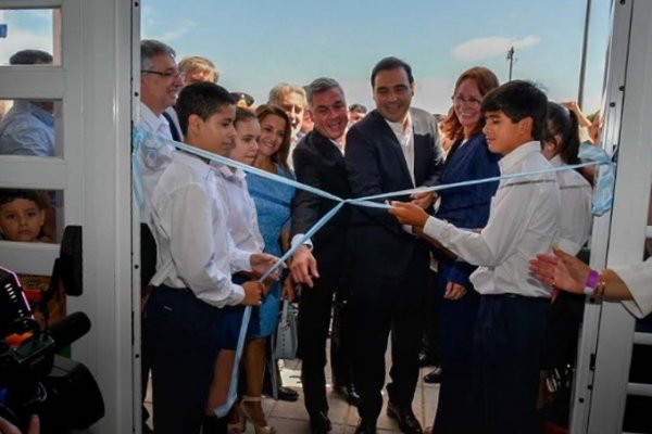 Bella Vista ya cuenta con una nueva escuela secundaria