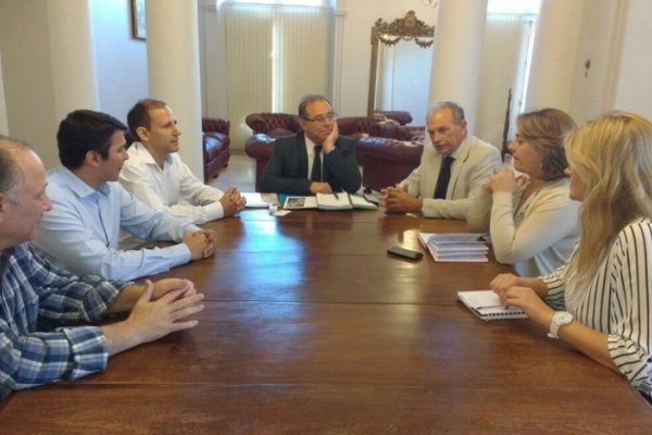 Desarrollo urbano, eje central de la reunión entre Tassano y el Defensor del Pueblo