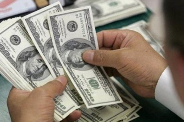 Subió el dólar y cerró a $20,61