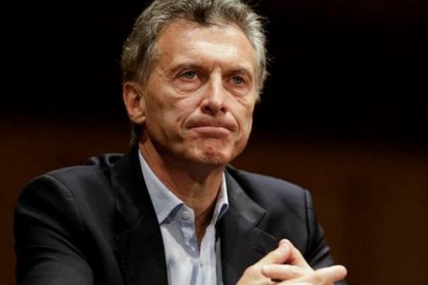 Macri y un nuevo furcio: Estamos licitando un puente entre Rosario-Corrientes