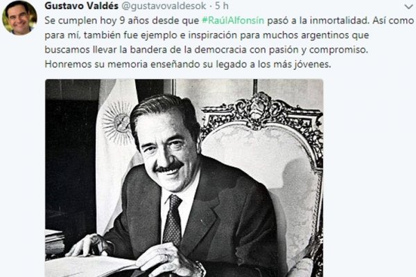 Valdés recordó a Alfonsín por medio de su cuenta de Twitter