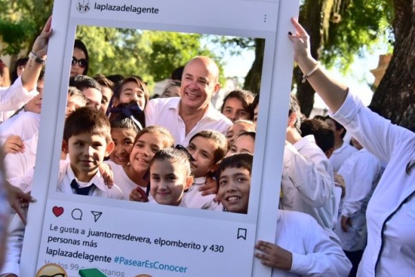 La plaza de la gente: Un paseo para aprender y divertirse