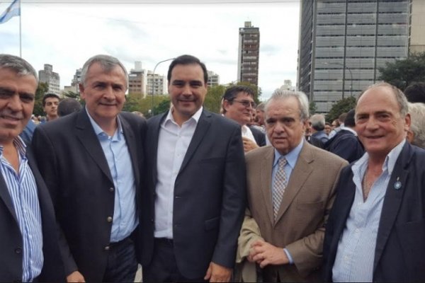 Valdés participó del homenaje a Alfonsín en La Plata