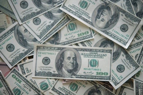 El dólar marcó un nuevo récord: 20,84 pesos