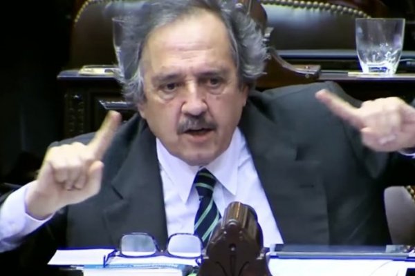 Alfonsín pidió que todos los partidos discutan la vuelta del FMI