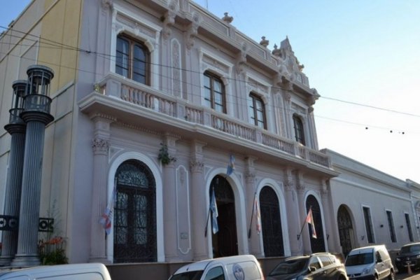 La Aoem amenaza con medidas de fuerza ante la continuidad de despidos a municipales