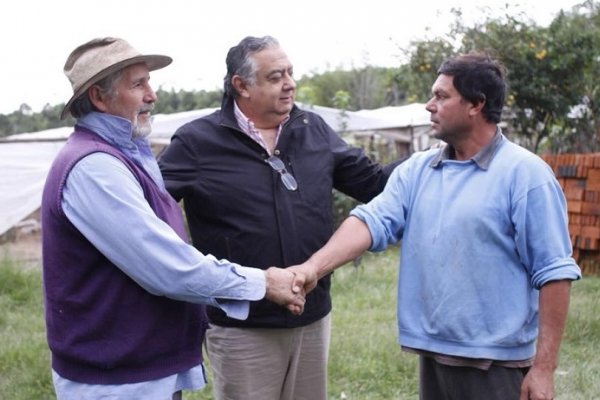 Cassani estuvo junto a los vecinos de San Isidro