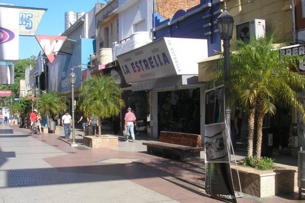 Corrientes: los sectores en crisis son los que más trabajo crean en la provincia y temen más despidos